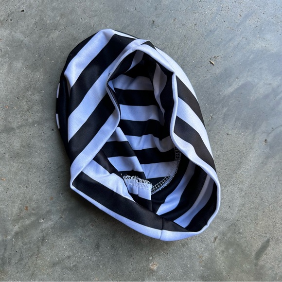 Spooktacular Creations Kids Prisoner Black & White Striped Costume | Size Large - Picture 5 of 16